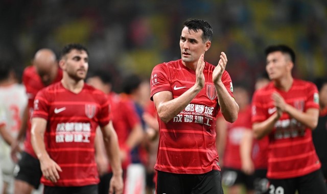 5-1大胜！30岁国脚助攻帽子戏法！双线作战，成都蓉城如何应对？