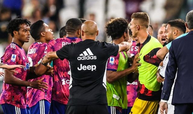 百家乐玩法-【意甲】绝杀被吹引争议 尤文追两球2比2萨勒尼塔纳