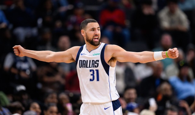 官方网站-克莱：生涯第15个赛季&amp;我享受在场的每一秒 能打球真的是一种福气